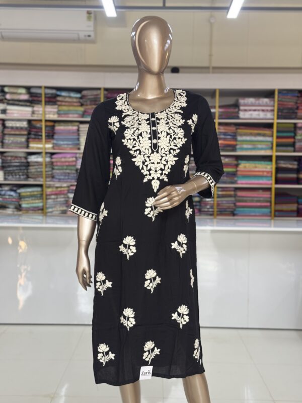 AJM KURTI
